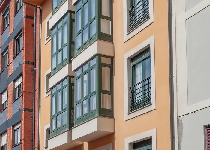 Santa Candida 3 Avg - Nuevo * Gijón